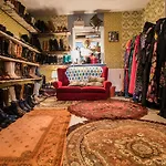 At Yetty\'S Place Vintage Apartment Hotel